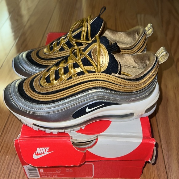 W AIR MAX 97 SE - Picture 4 of 8